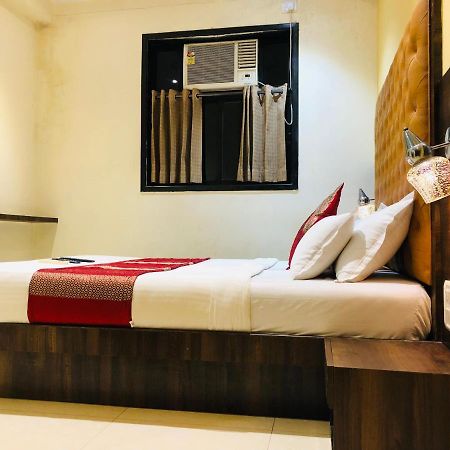Hotel New Silver Elite ムンバイ エクステリア 写真