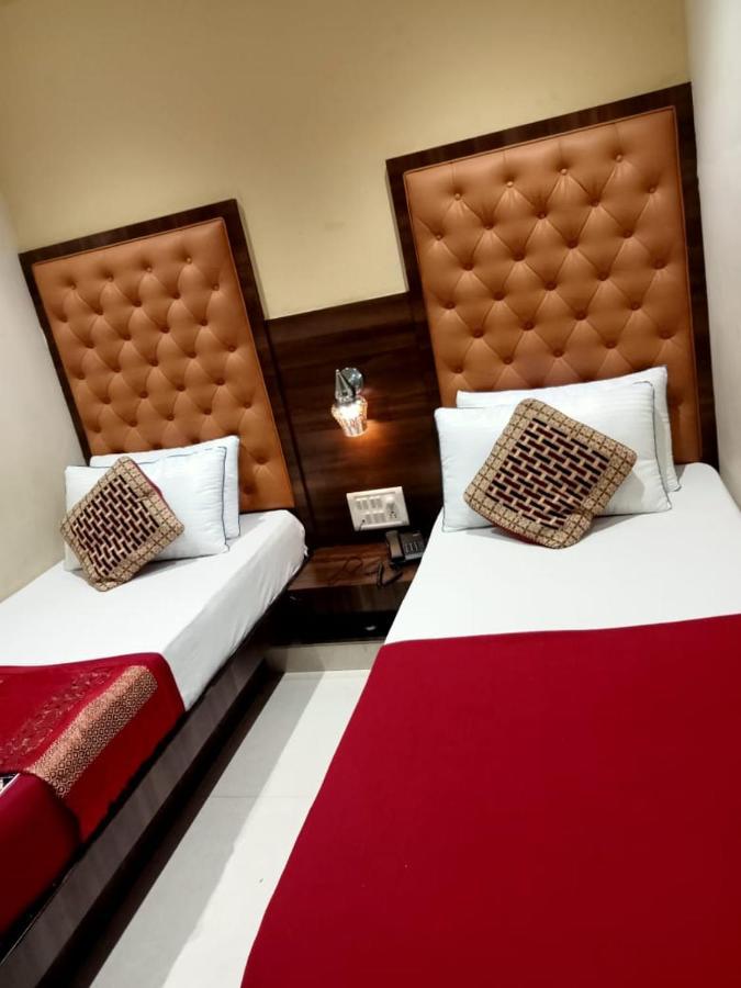 Hotel New Silver Elite ムンバイ エクステリア 写真