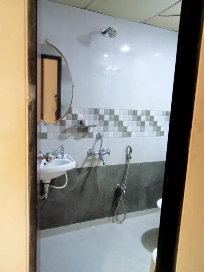 Hotel New Silver Elite ムンバイ エクステリア 写真