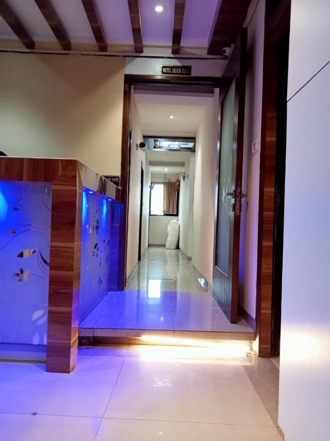 Hotel New Silver Elite ムンバイ エクステリア 写真