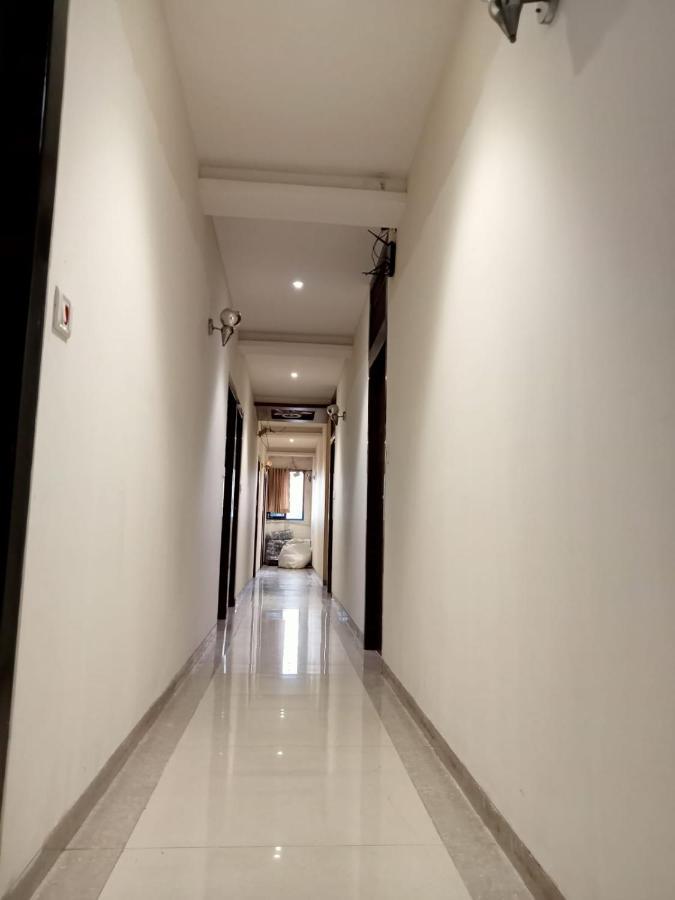Hotel New Silver Elite ムンバイ エクステリア 写真